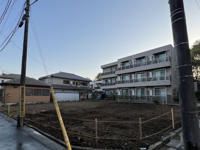 木造2階建て、平屋解体工事(東京都大田区鵜の木)　工事前の様子です。